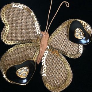 Modern Vintage Black Heart w/Gold Earrings